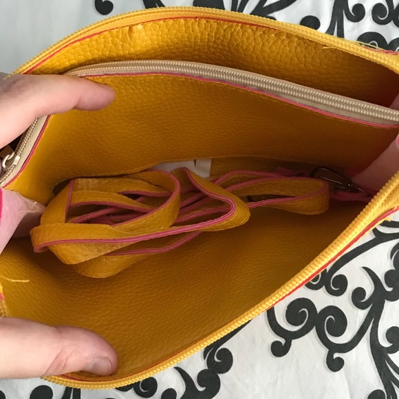 Chevron purse/wallet - Picture 3 of 4